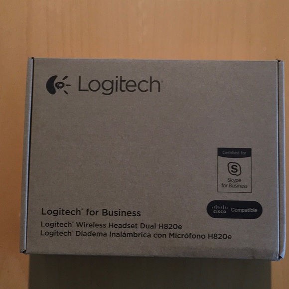 Logitech USB Headset & Noise-cancelling Mic H820e - Picture 3 of 6